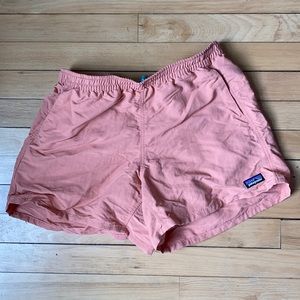 Patagonia Women’s Baggies SIZE S Mellow Melon